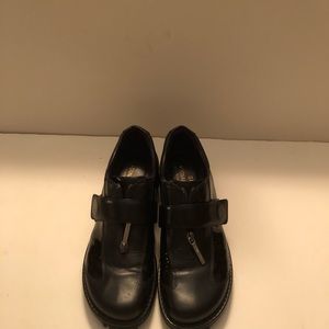 Donald J Pliner Work/walking shoes